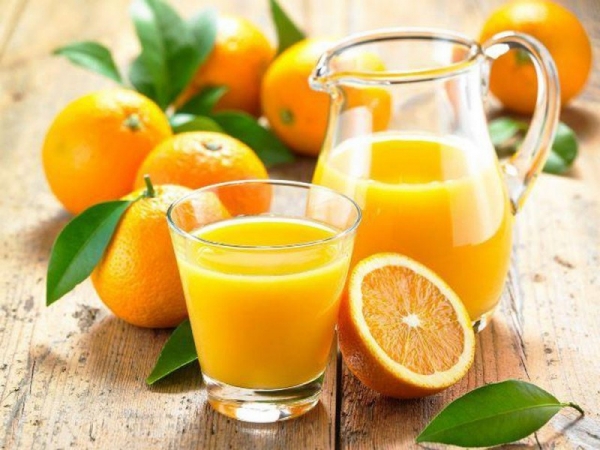 Mức độ hiệu quả của việc uống nước cam trong việc hỗ trợ điều trị sốt xuất huyết là như thế nào?
