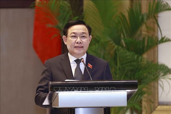 Chủ tịch Quốc hội Vương Đình Huệ dự Diễn đàn đầu tư - thương mại Việt Nam - Philippines