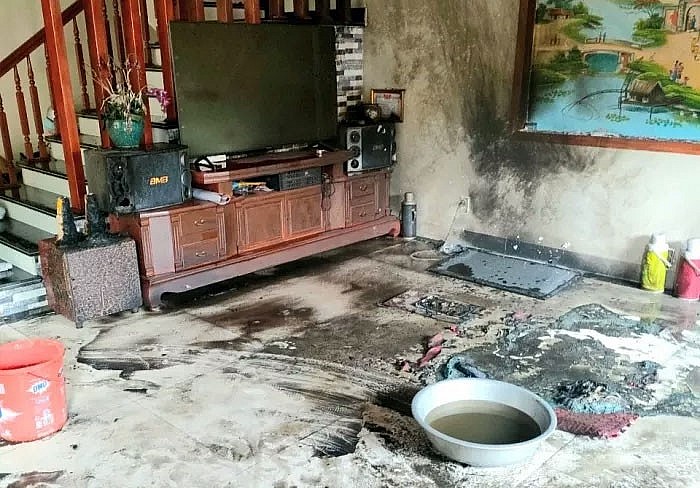 Vụ mang xăng đốt nhà mẹ ở Hưng Yên: Người con gái thứ 2 đã tử vong