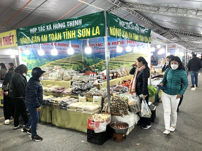 120 gian hàng tham gia hội chợ hàng Việt Nam được người tiêu dùng ưa thích
