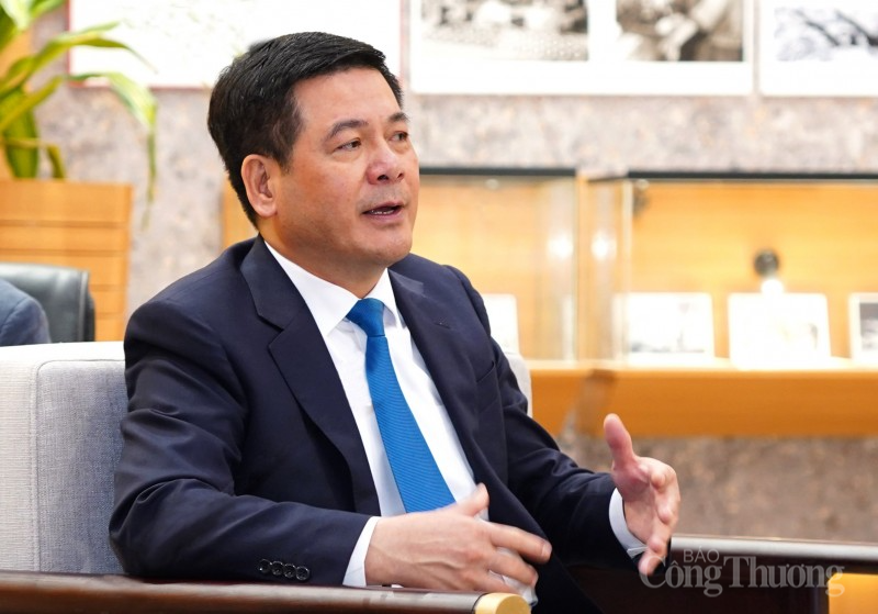 Bộ trưởng Nguyễn Hồng Diên thông báo với Đại sứ về sự phát triển mạnh mẽ của quan hệ thương mại Việt Nam – Hàn Quốc thời gian vừa qua