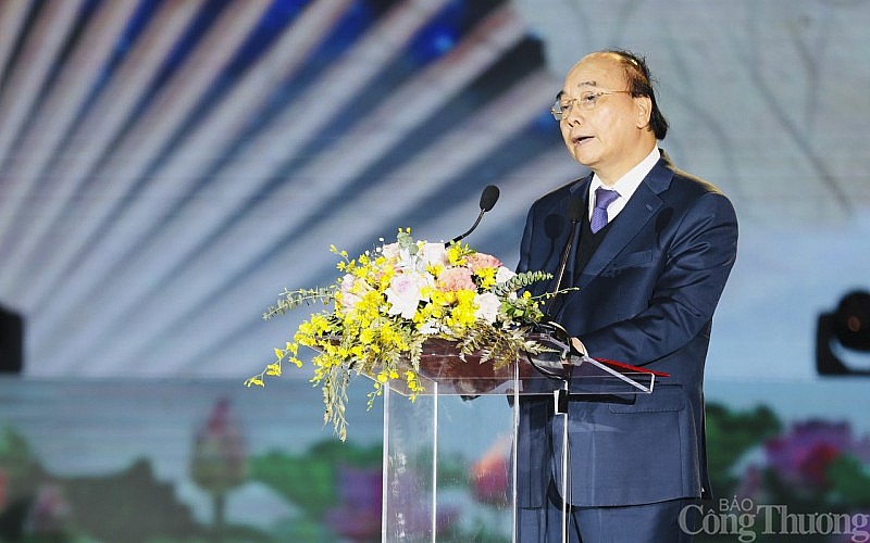 Nghệ An: Chủ tịch nước Nguyễn Xuân Phúc dự lễ vinh danh nữ sĩ Hồ Xuân Hương