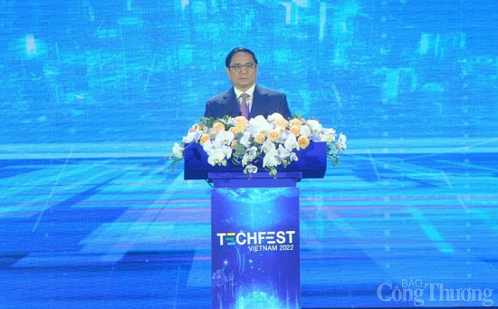 Thủ tướng Chính phủ Phạm Minh Chính dự chương trình Dấu ấn Techfest Vietnam 2022