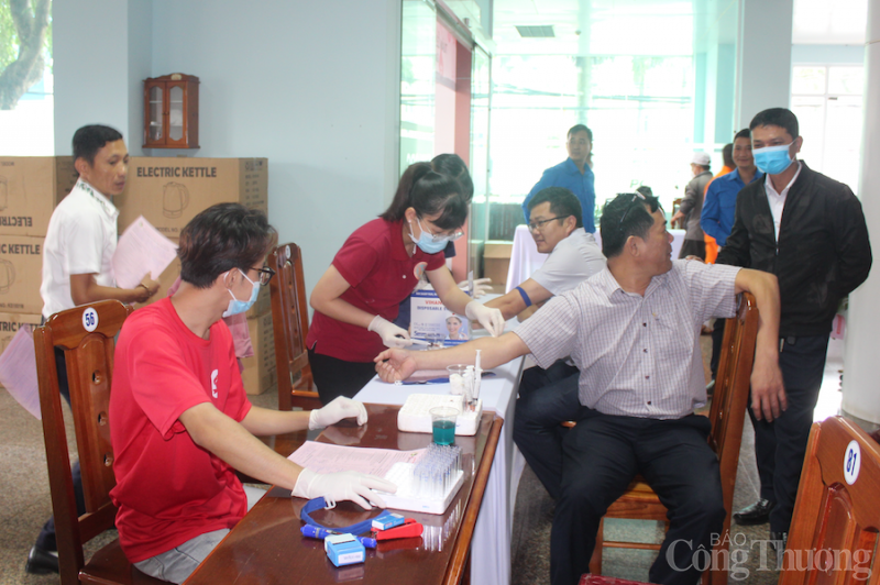 PC Gia Lai: 170 cán bộ, người lao động hưởng ứng 