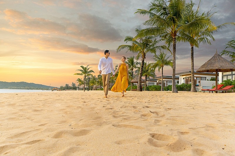 Nép mình bên bãi Ông Lang, Felicity Phu Quoc mang đến những trải nghiệm trọn vẹn khi song hành cùng Mövenpick Hotels & Resorts.