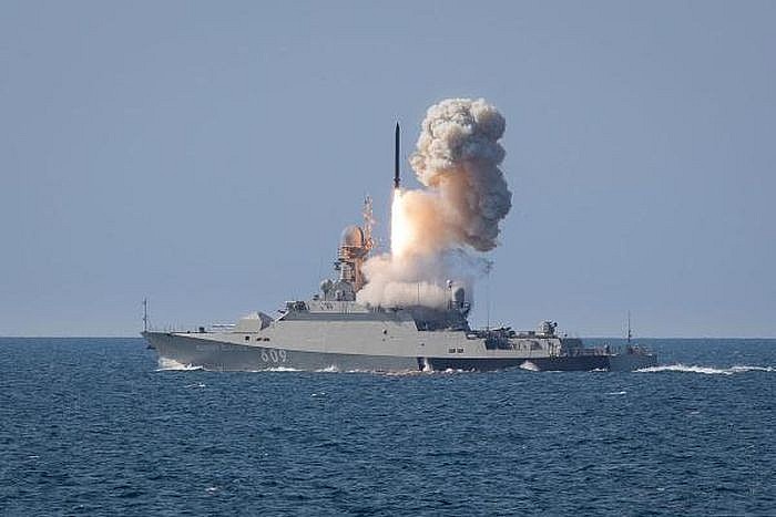 Ukraine dự đoán sự xuất hiện của nhiều tàu mang tên lửa và máy bay ném bom tầm xa báo hiệu một đợt tập kích đường không mới nhằm vào lãnh thổ nước này. Ảnh: Topwar.