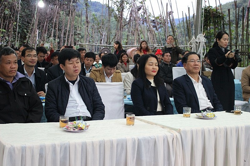 Thanh Hóa: Đưa điện lưới quốc gia về với bản nghèo Xa Mang miền núi Quan Sơn