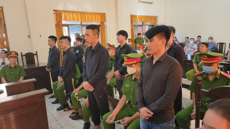 Kiên Giang: Phạt 174 năm tù cho 9 kẻ giết người và bắt giữ người trái pháp luật