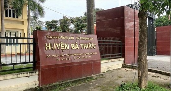 Thanh Hóa: Kỷ luật cảnh cáo Trưởng phòng huyện Bá Thước vì có 2 con riêng