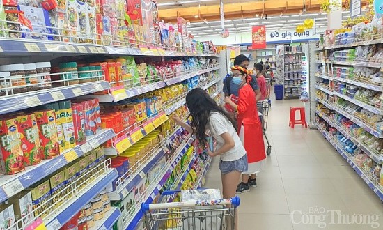 Đảm bảo cung ứng hàng hóa đầy đủ cho người dân TP. Hồ Chí Minh trong dịp Tết Quý Mão 2023