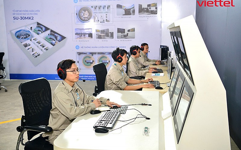 Ấn tượng sản phẩm công nghệ Viettel tại Triển lãm Quốc phòng Quốc tế Việt Nam 2022