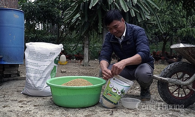 Ông Bùi Quang Cảnh (xã Cẩm Hoàng, huyện Cẩm Giàng, tỉnh Hải Dương) khẳng định hiệu quả của chế phẩm sinh học giúp nâng cao hiệu quả chăn nuôi cải thiện môi trường.