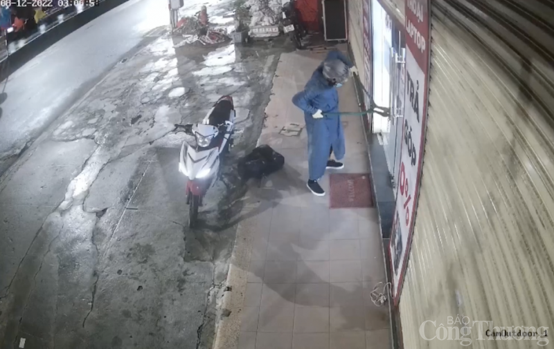 Đà Nẵng: Trích xuất camera truy tìm kẻ cắt khóa trộm tài sản gần 1 tỷ đồng tại FPT Shop