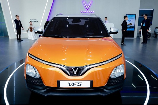 Sau 9 giờ mở bán, Vinfast nhận được bao nhiêu đơn đặt hàng xe VF 5 Plus?