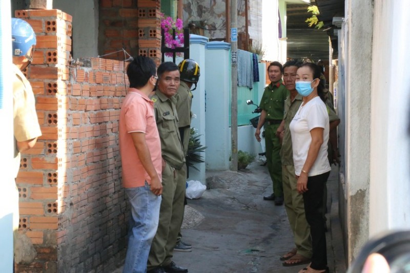 Công an đang khám xét nơi ở các bị can bị khởi tố tại Bình Thuận