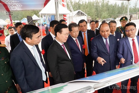 Chủ tịch nước Nguyễn Xuân Phúc dự khởi công dự án Cảng Liên Chiểu, phần cơ sở hạ tầng dùng chung