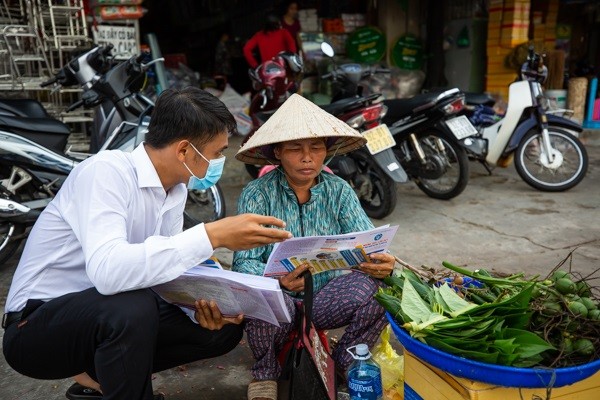 Quận Long Biên (Hà Nội): Hộ nghèo, cận nghèo được hỗ trợ 100% khi tham gia BHXH tự nguyện