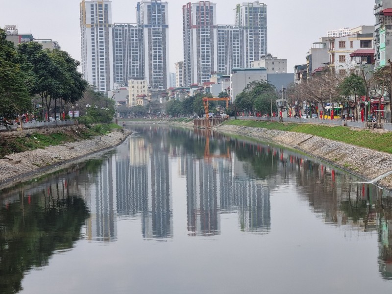 Hà Nội dự kiến thu tiền dịch vụ thoát nước 12 quận: Khó khả thi
