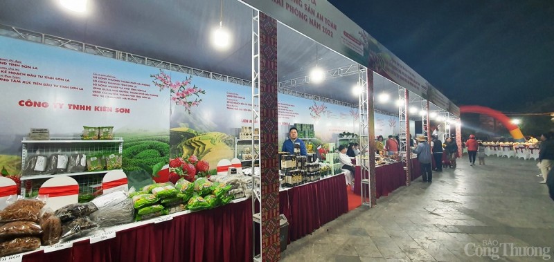 Khai mạc Tuần lễ thương mại, du lịch và nông sản an toàn tỉnh Sơn La tại thành phố Hải Phòng năm 2022 có 25 gian hàng