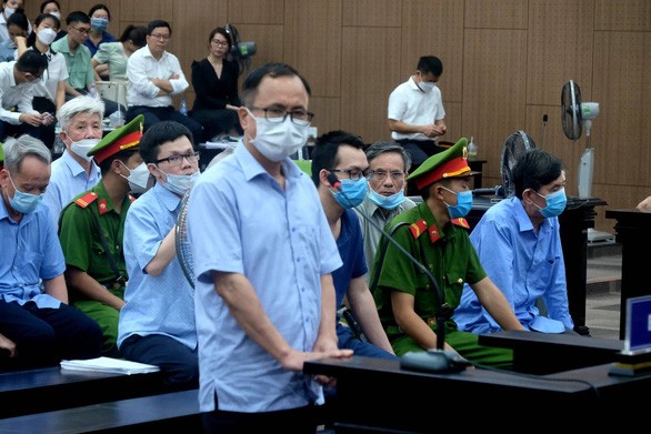 Hôm nay, cựu Chủ tịch tỉnh Bình Dương Trần Thanh Liêm tiếp tục hầu tòa