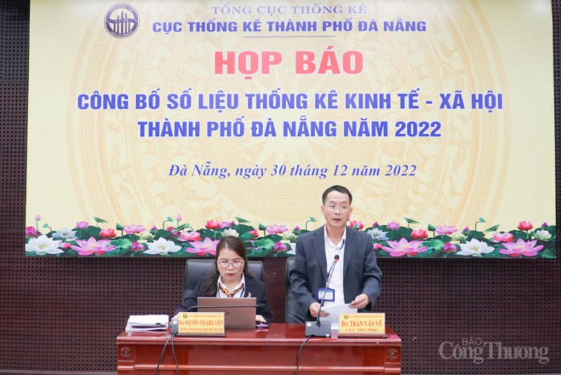 Đà Nẵng: Thương mại – dịch vụ là trụ đỡ chính của kinh tế thành phố năm 2022