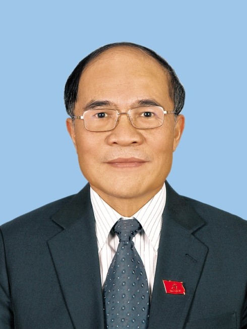 Đồng chí Nguyễn Sinh Hùng