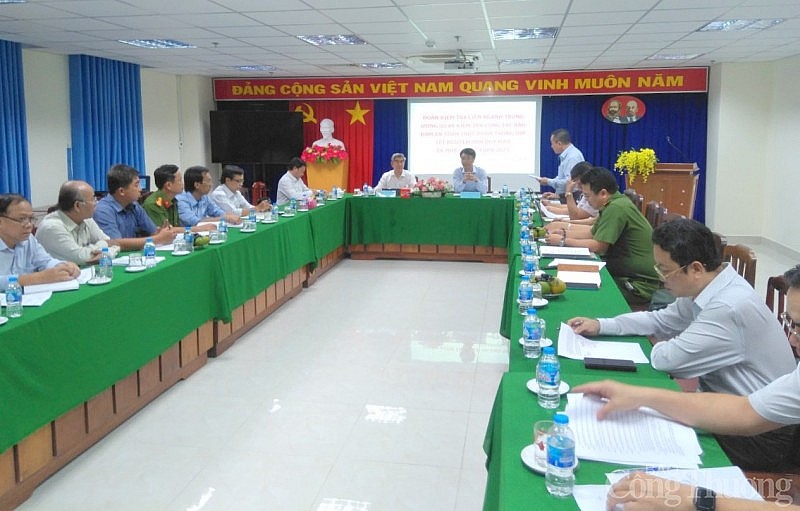 Đoàn kiểm tra liên ngành Trung ương về an toàn thực phẩm làm việc tại Tiền Giang