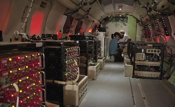 Mỹ tính gì khi đưa máy bay liên lạc chiến trường E-11A đến Trung Đông?