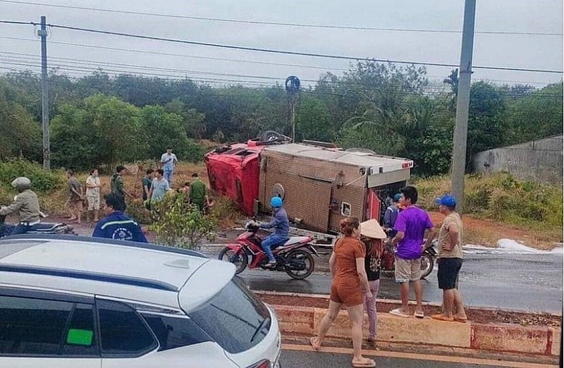 Hé lộ nguyên nhân xe Phòng cháy chữa cháy tại Bình Phước gặp sự cố