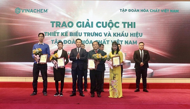 Trao giải cuộc thi thiết kế biểu trưng và khẩu hiệu Tập đoàn Hóa chất Việt Nam