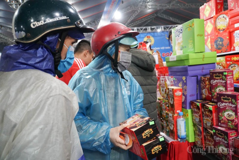 Đà Nẵng: Chợ Tết Công đoàn - Phiên chợ đặc biệt của công nhân, người lao động