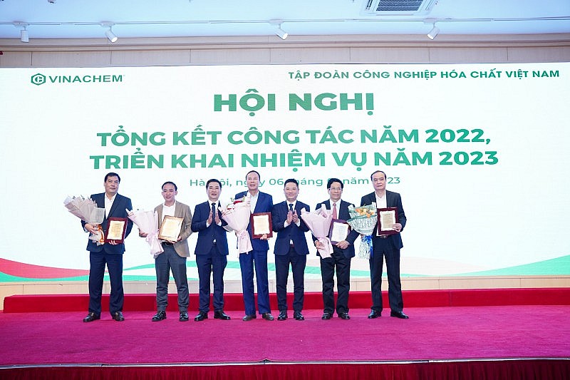 Tập đoàn Hóa chất Việt Nam: Doanh thu và lợi nhuận cao kỷ lục từ khi thành lập