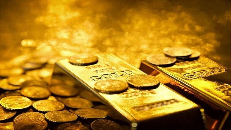 Giá vàng hôm nay 7/1: Vàng thế giới bật tăng mạnh, chạm mốc 1866 USD