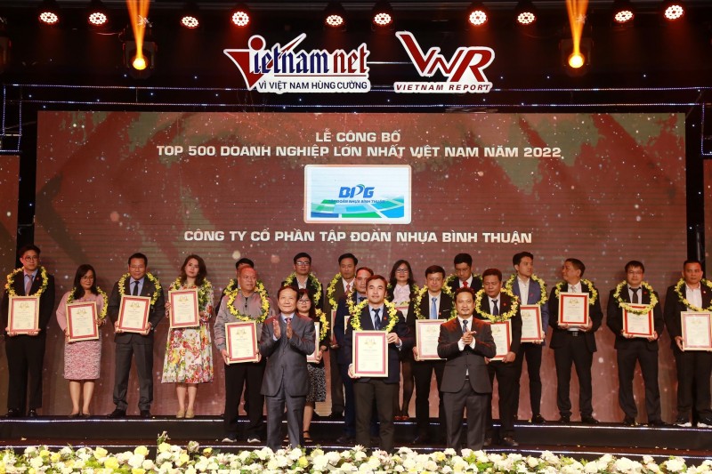 Nhựa Bình Thuận xuất sắc vươn lên vị trí 390 trong bảng xếp hạng VNR500