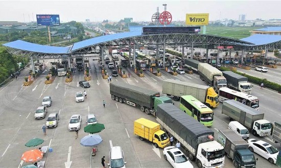 Hơn 17.000 lượt xe quá tải đi vào đường cao tốc Nội Bài - Lào Cai và Cầu Giẽ - Ninh Bình