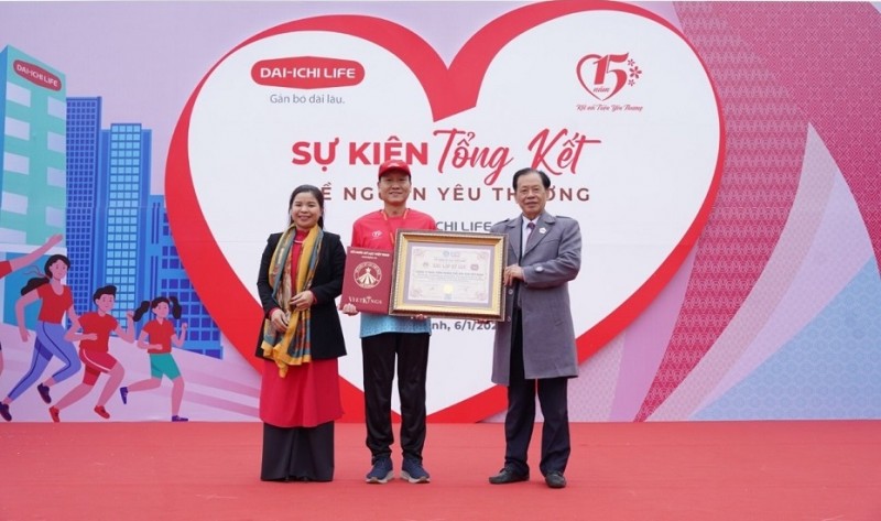 Dai-ichi Life Việt Nam đạt Kỷ lục Việt Nam tại Sự kiện “Dai-ichi Life - Cung Đường Yêu Thương 2022”