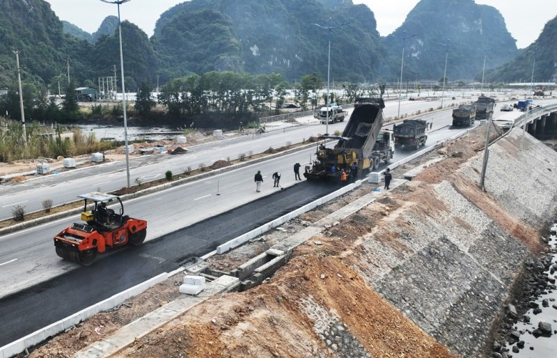 Quảng Ninh: Dự kiến hoàn thành đường bao biển Hạ Long - Cẩm Phả trước Tết Nguyên Đán