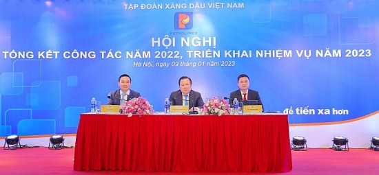 Tập đoàn Xăng dầu Việt Nam: Vững vàng sứ mệnh bình ổn thị trường
