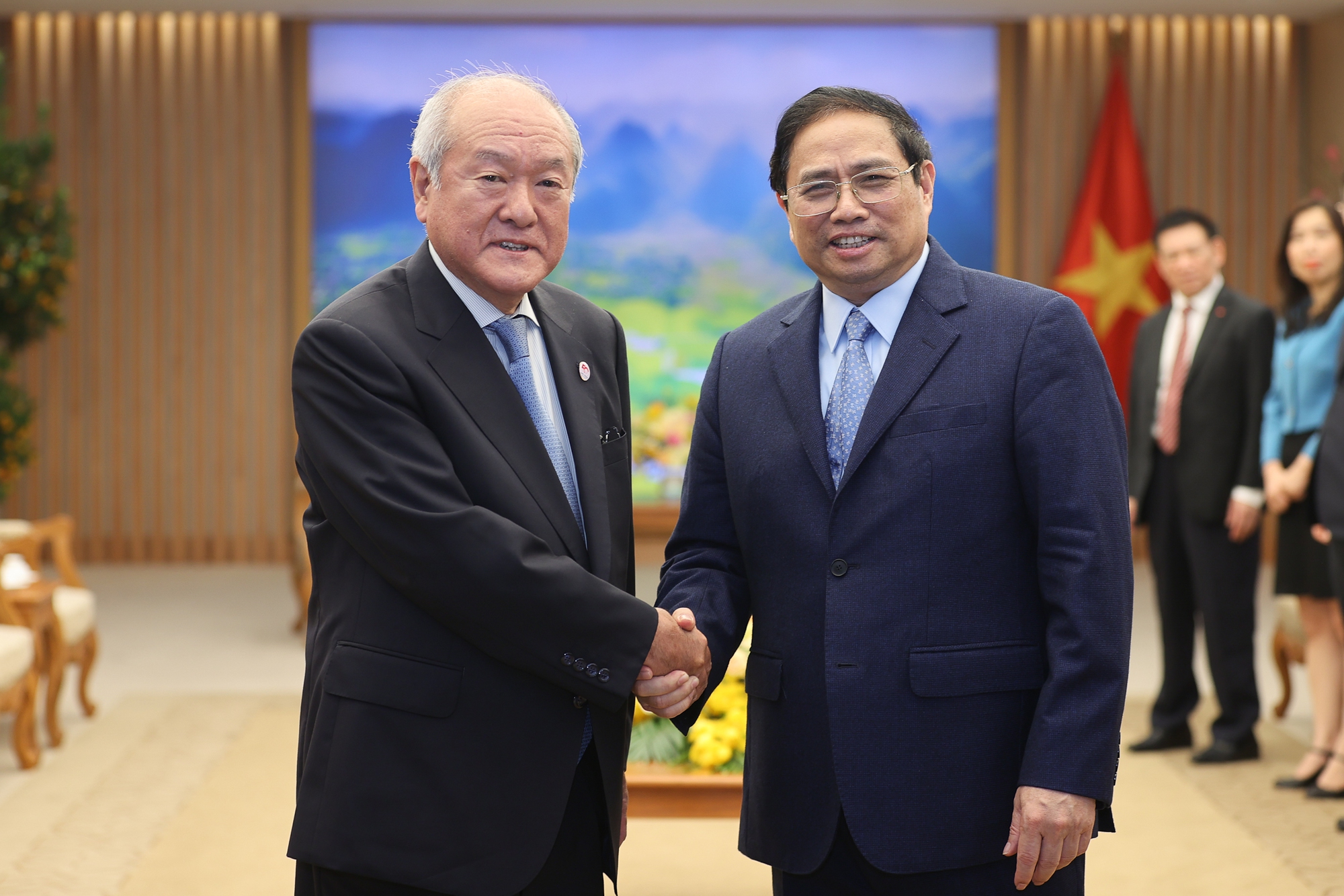 Đề nghị Nhật Bản hỗ trợ Việt Nam nghiên cứu xây dựng đường sắt cao tốc Bắc – Nam - Ảnh 1.