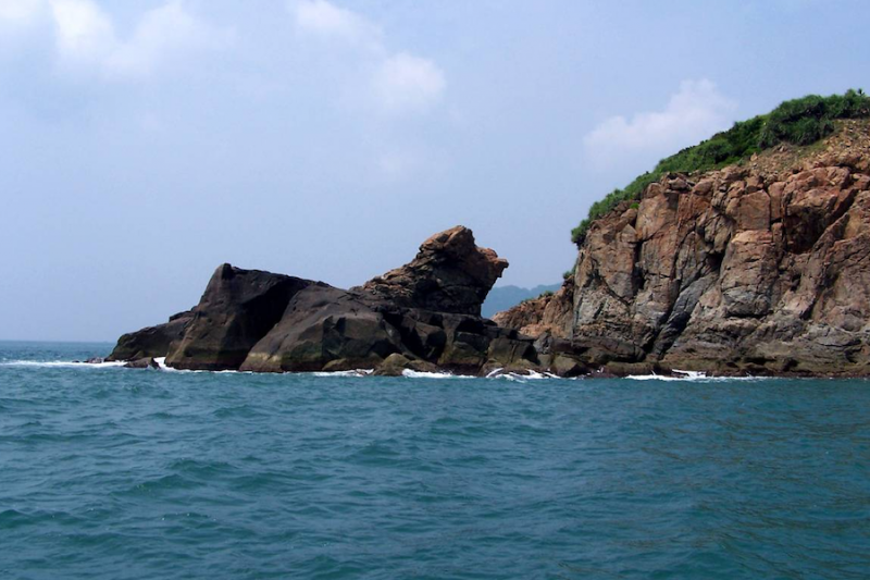 Đà Nẵng: Vẫn đang tìm kiếm 2 nạn nhân chìm ghe mất tích tại Mũi Nghê