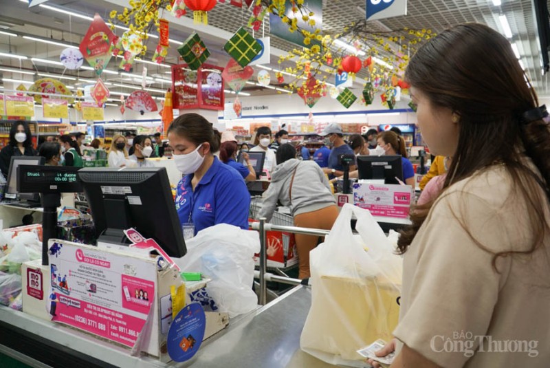 Thị trường Tết Đà Nẵng: Xu hướng người dân mua sắm Tết ở siêu thị tăng