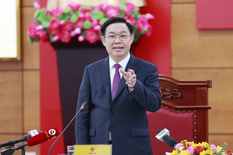Chủ tịch Quốc hội Vương Đình Huệ thăm, chúc Tết tại tỉnh Lào Cai