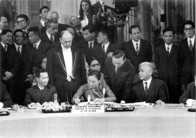ฉลองครบรอบ 50 ปีการลงนามข้อตกลงปารีสในการยุติสงครามและฟื้นฟูสันติภาพในเวียดนาม
