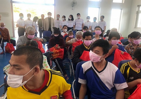 Doanh nghiệp hỗ trợ người khó khăn tại tỉnh Quảng Nam dịp Tết Quý Mão 2023
