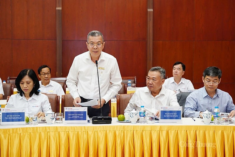 Bộ trưởng Bộ Công Thương kiểm tra công tác cấp điện dịp Tết tại Tp. Hồ Chí Minh