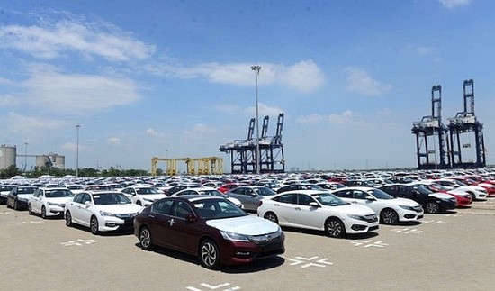 Đầu năm 2023, hàng nghìn xe ô tô nguyên chiếc nhập khẩu về Việt Nam