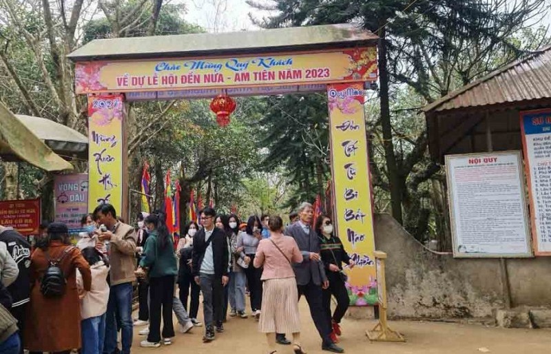 Thanh Hóa: Đón gần 430 nghìn lượt khách trong dịp Tết Nguyên đán Quý Mão
