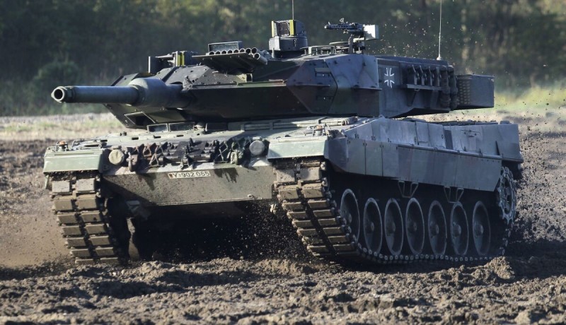 Lý giải kịch tính việc Mỹ lưỡng lự gửi xe tăng Abrams đến Ukraine