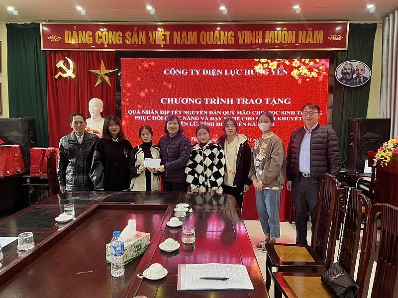 PC Hưng Yên đẩy mạnh công tác xã hội, chung tay vì cộng đồng