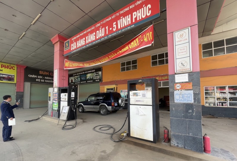 Quản lý thị trường Vĩnh Phúc: Phát hiện cơ sở kinh doanh xăng dầu ngừng bán hàng không lý do